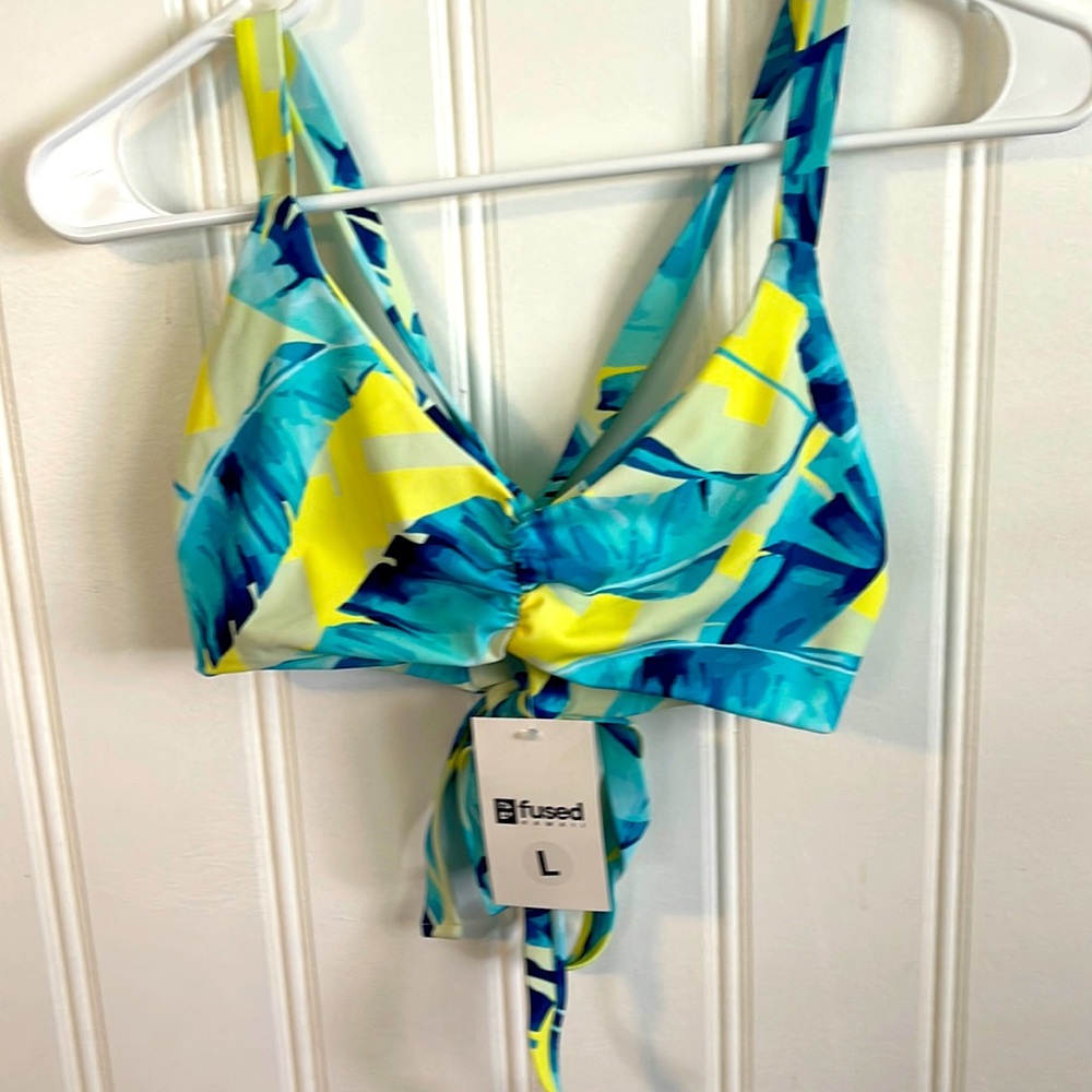 Fused Hawaii tropical Tetris Kohanaiki top